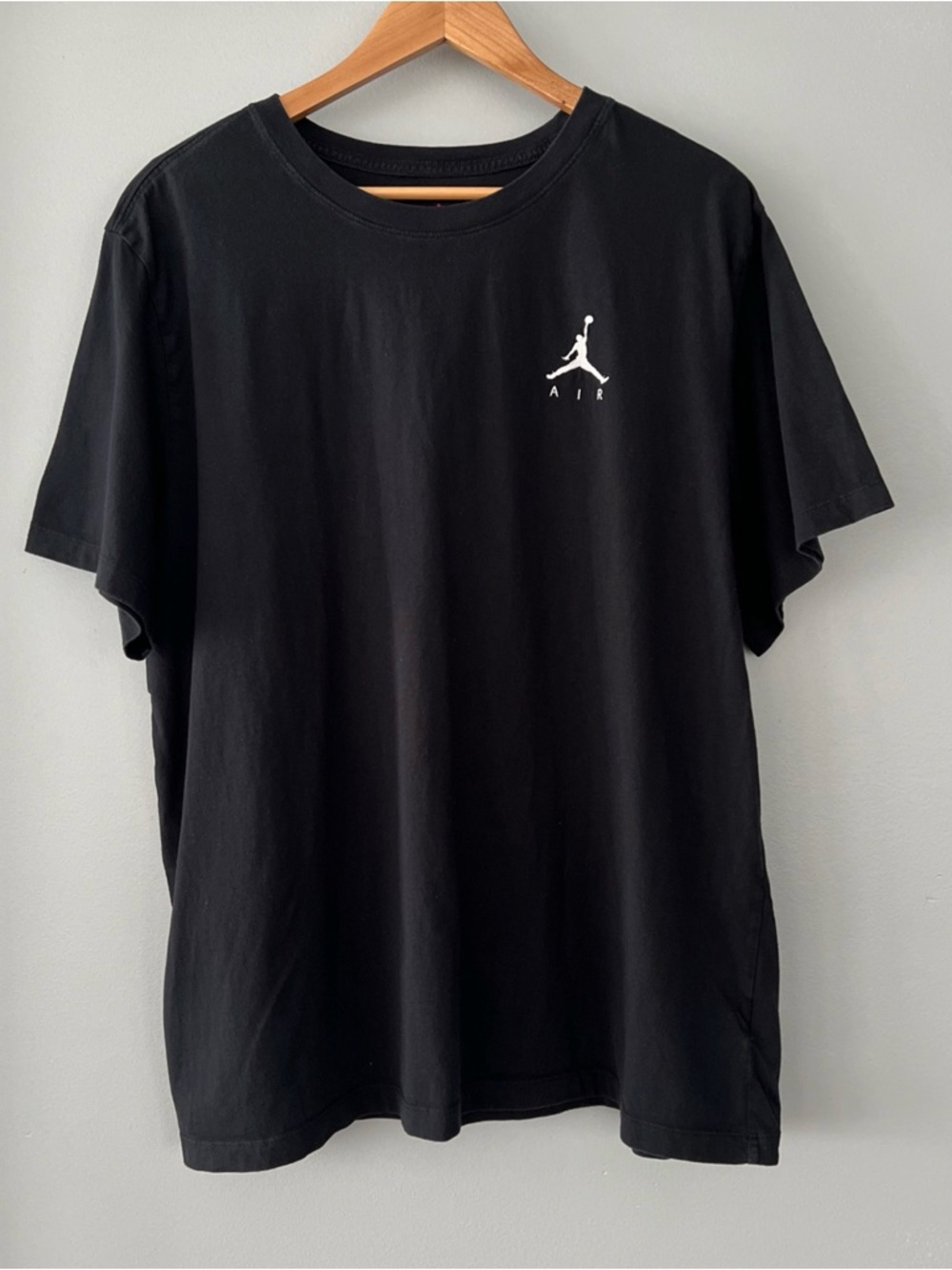 Jordan Men’s Black Embroidered Jumpman Logo T‑Shirt
